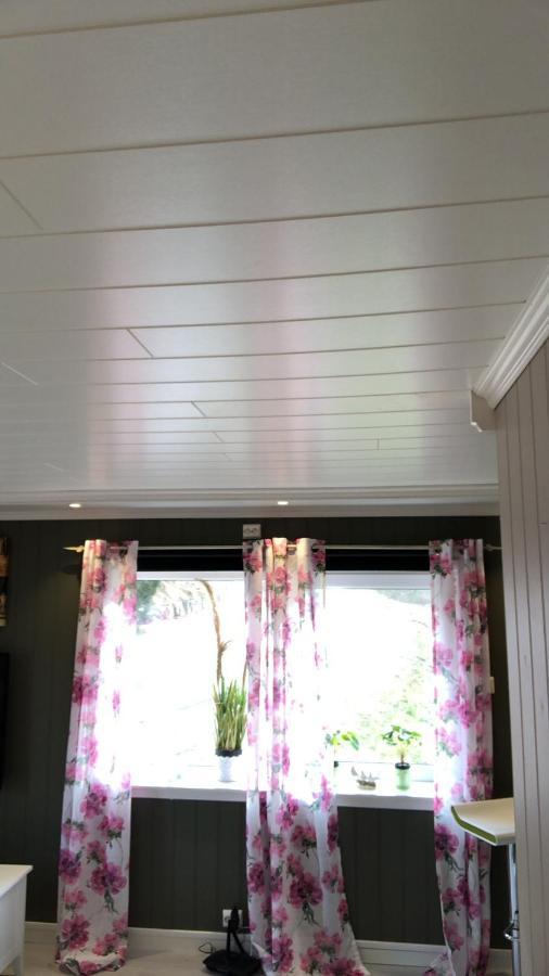 Den Gule Huset Apartment Lyngdal Luaran gambar