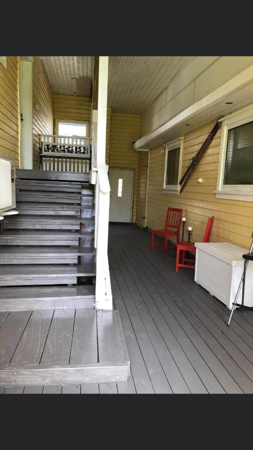 Den Gule Huset Apartment Lyngdal Luaran gambar
